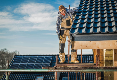 Professional roofing services in Columbus, MT, responding to emergency repairs.