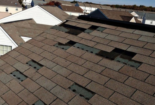 Professional roofers providing emergency repair services in Roberts, Montana